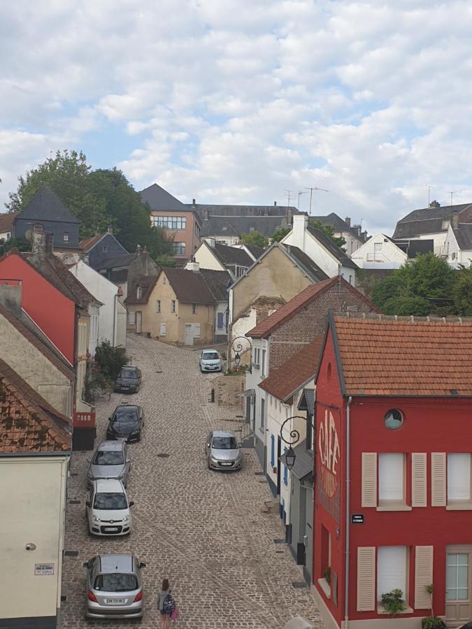 Appartement Proche Des Remparts Et Tous Commerces. Montreuil  Exterior photo
